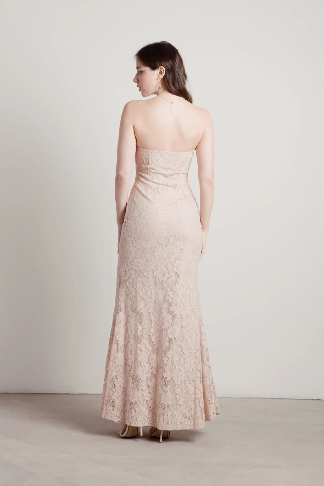 Tobi Adelyn Lace Sweetheart Maxi Dress - White