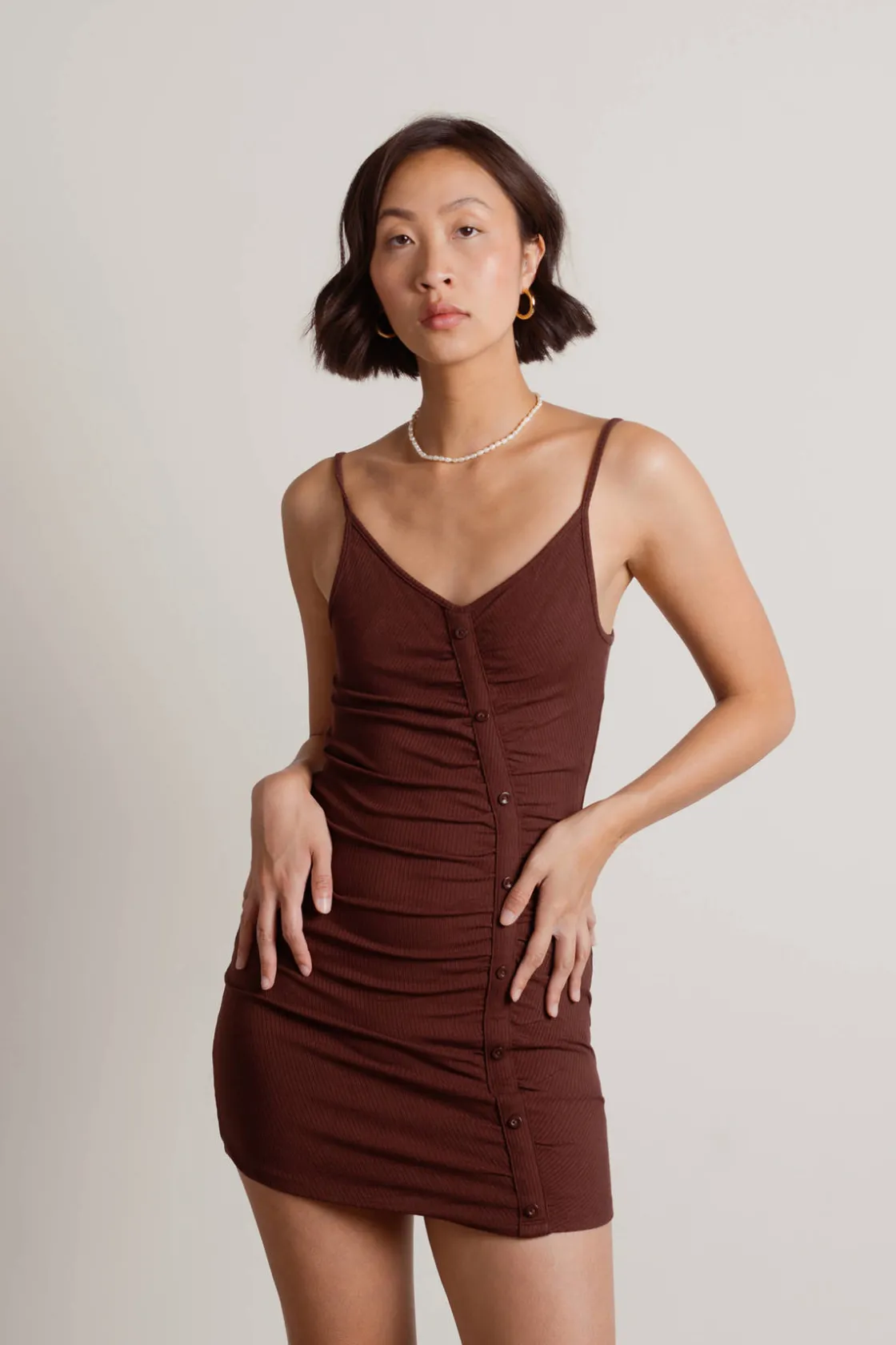 Tobi Alina Ruched Bodycon Mini Dress - Chocolate Brown