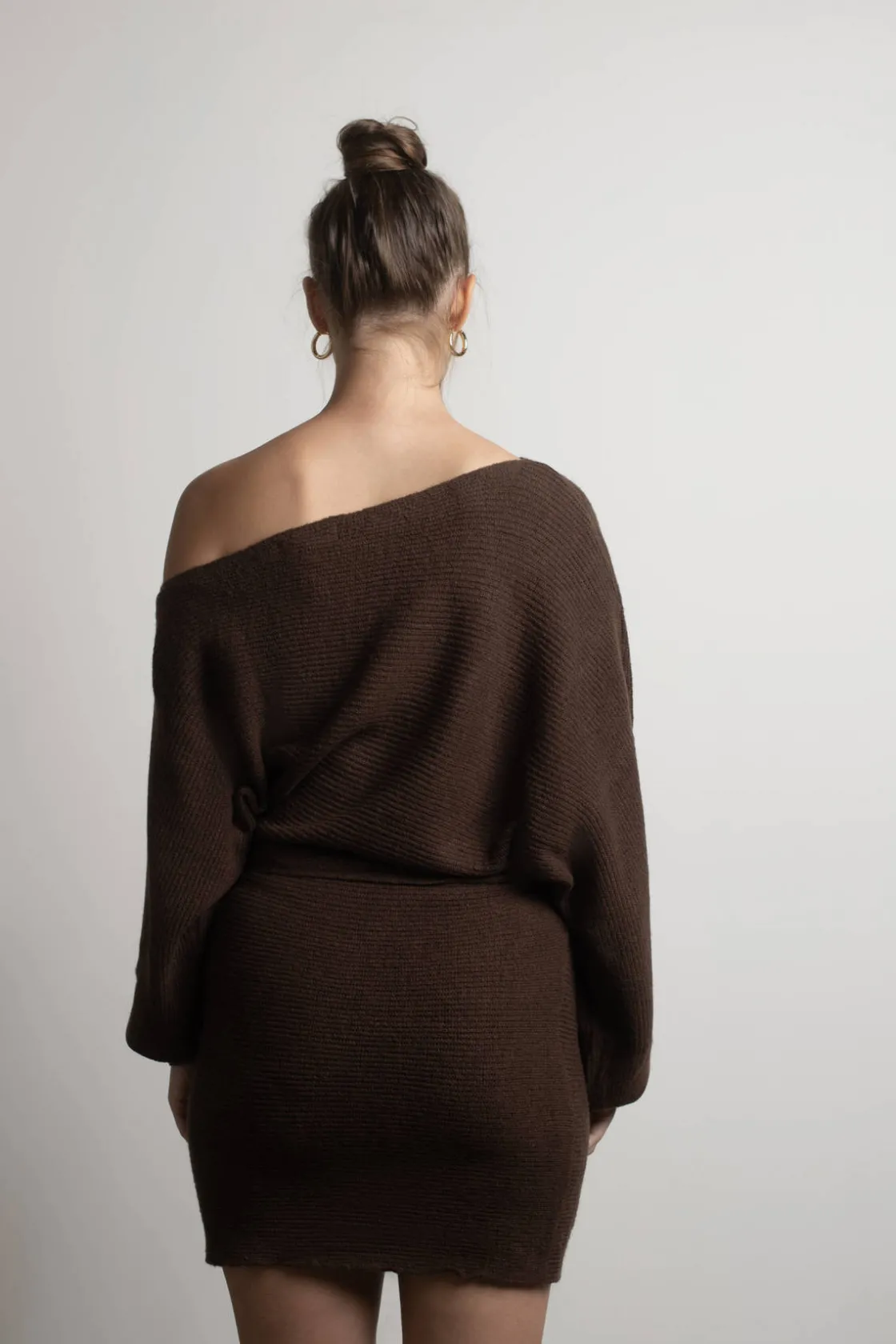 Tobi Arabelle Off The Shoulder Sweater Mini Dress - Chocolate