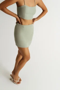 Tobi Arden Linen Crop Top And Mini Skirt Set - Oatmeal
