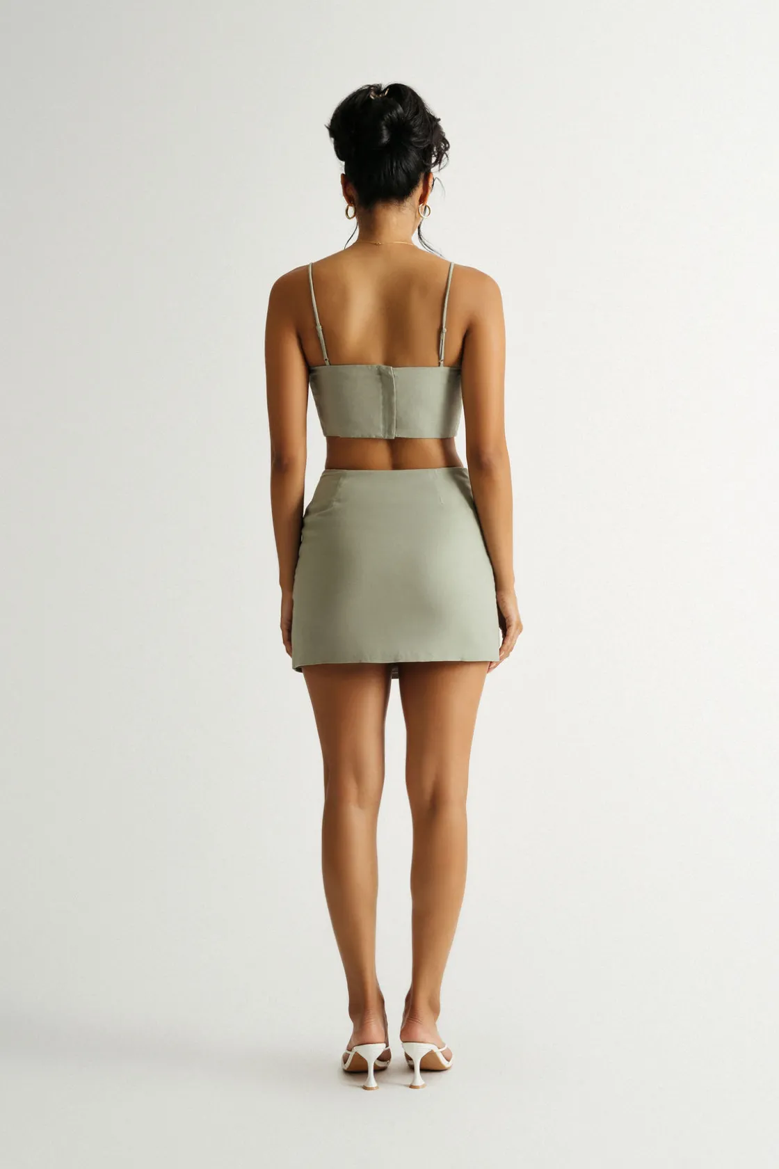 Tobi Arden Linen Crop Top And Mini Skirt Set - Oatmeal