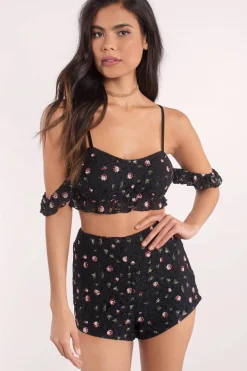 Tobi Ashleigh Crop Top -