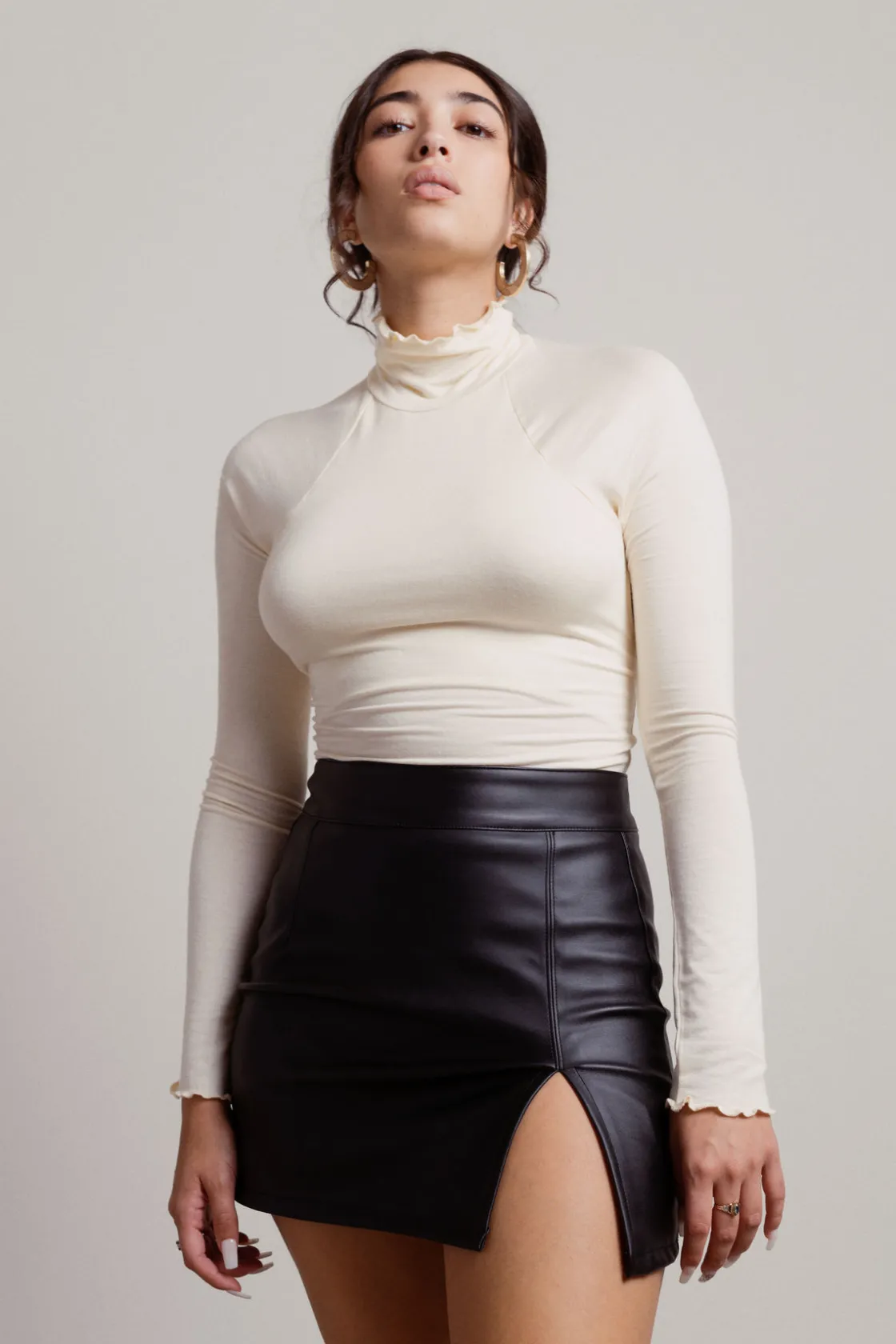 Tobi Avenir Backless Top -