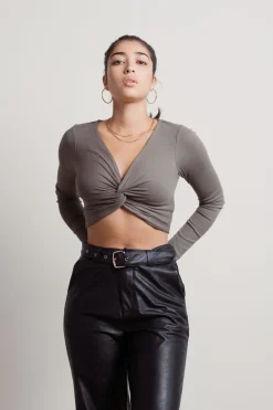 Tobi Basic Girl Crop Top -