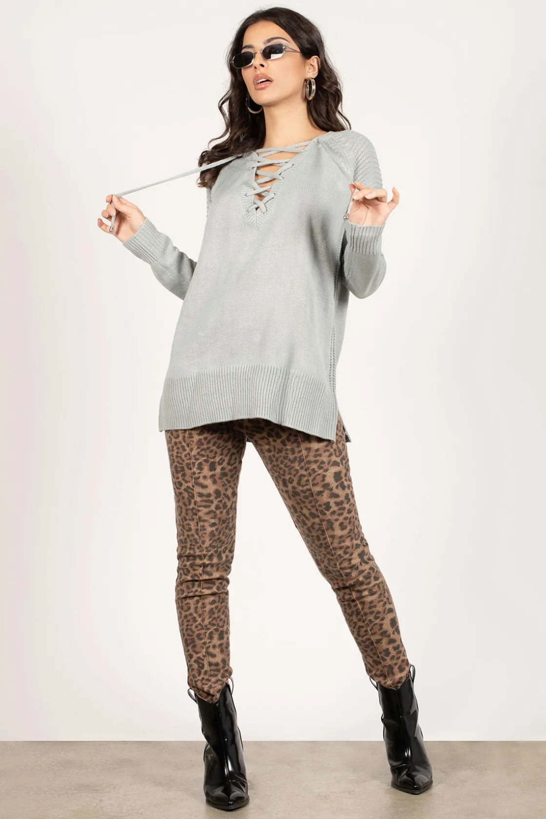 Tobi Be On My Side Lace Up Sweater - Olive