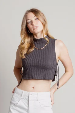 Tobi Can I Crop Top - Charcoal
