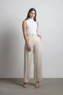 Tobi Cassie Ivory Ribbed Turtleneck Sleeveless Top