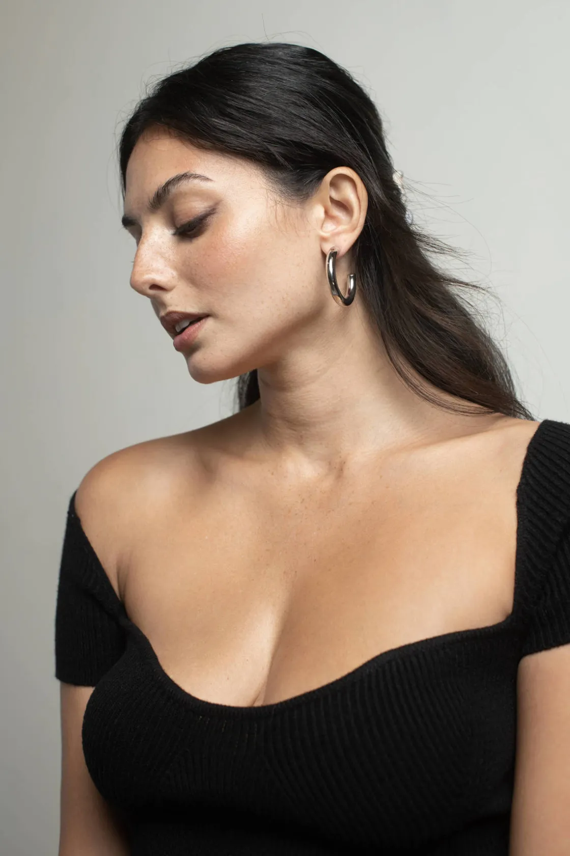 Tobi Cross My Mind Hollow Hoop Earrings - Gold