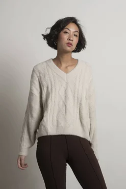 Tobi Cuddle Season Cable Knit Sweater - Green