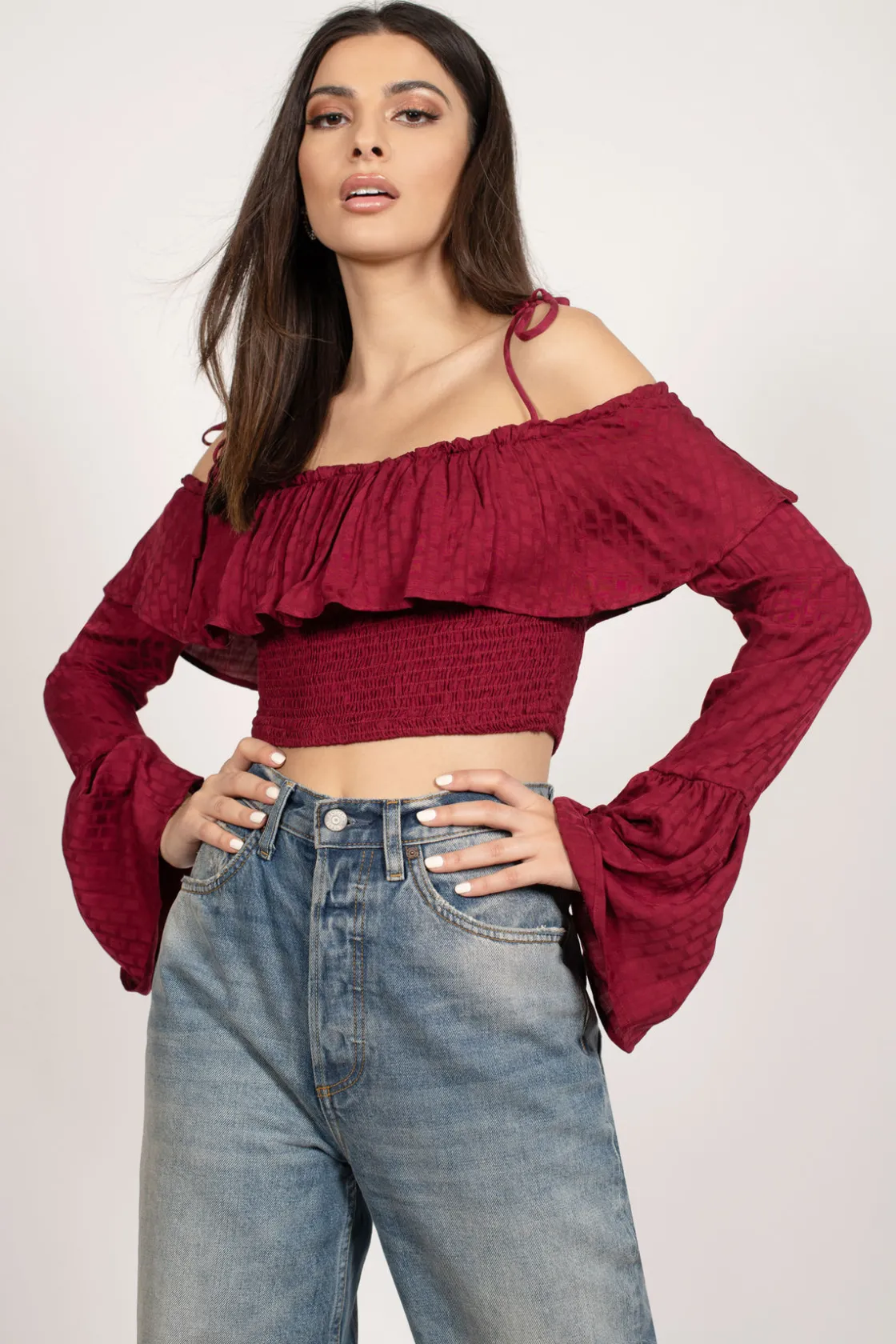 Tobi Cut Loose Crop Top -