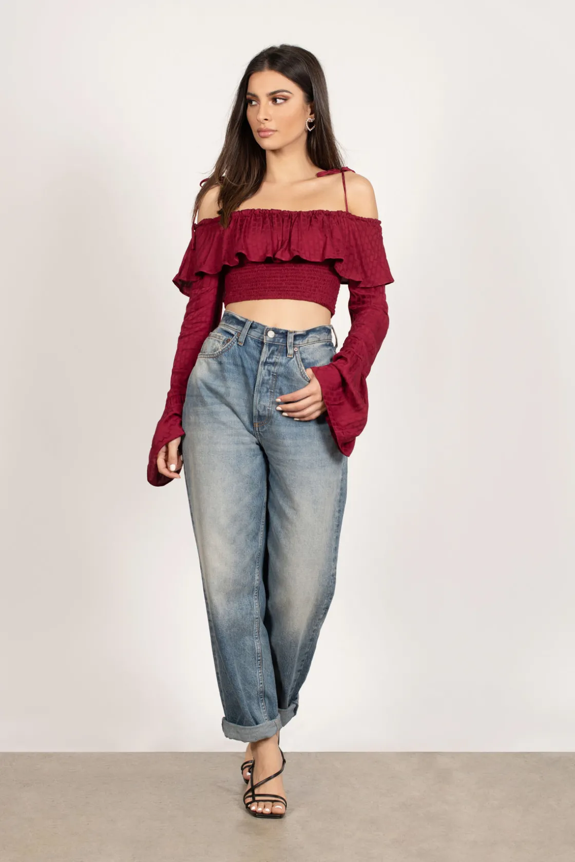 Tobi Cut Loose Crop Top -