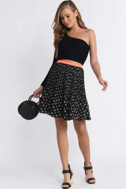 Tobi Dancing Together Printed Mini Skirt -