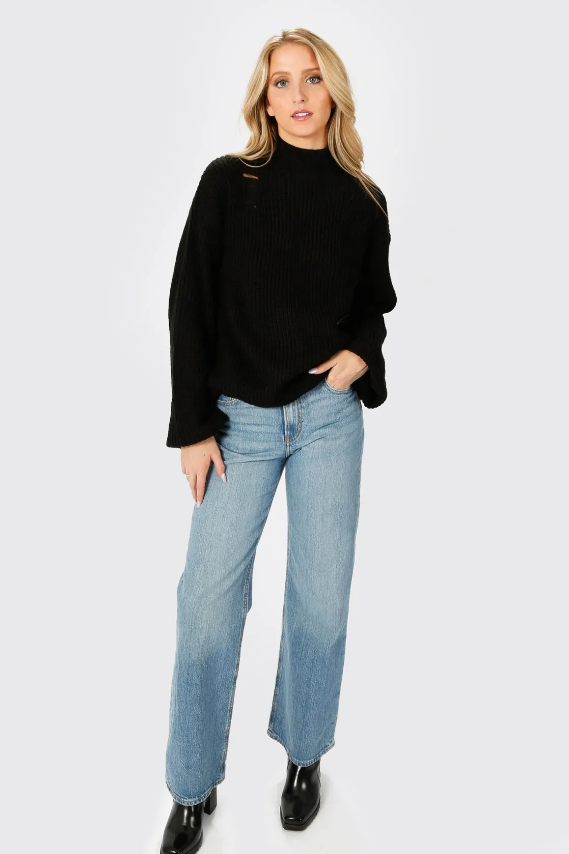 Tobi Deep End Distressed Sweater - Wine