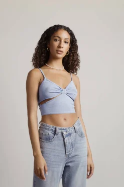 Tobi Ease In Crop Top -