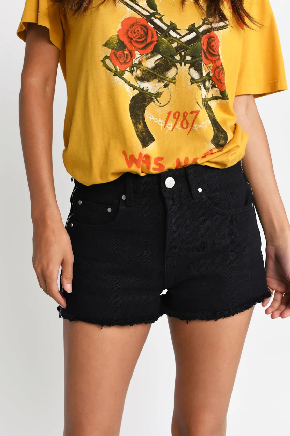 Tobi Echo Park High Waist Shorts -
