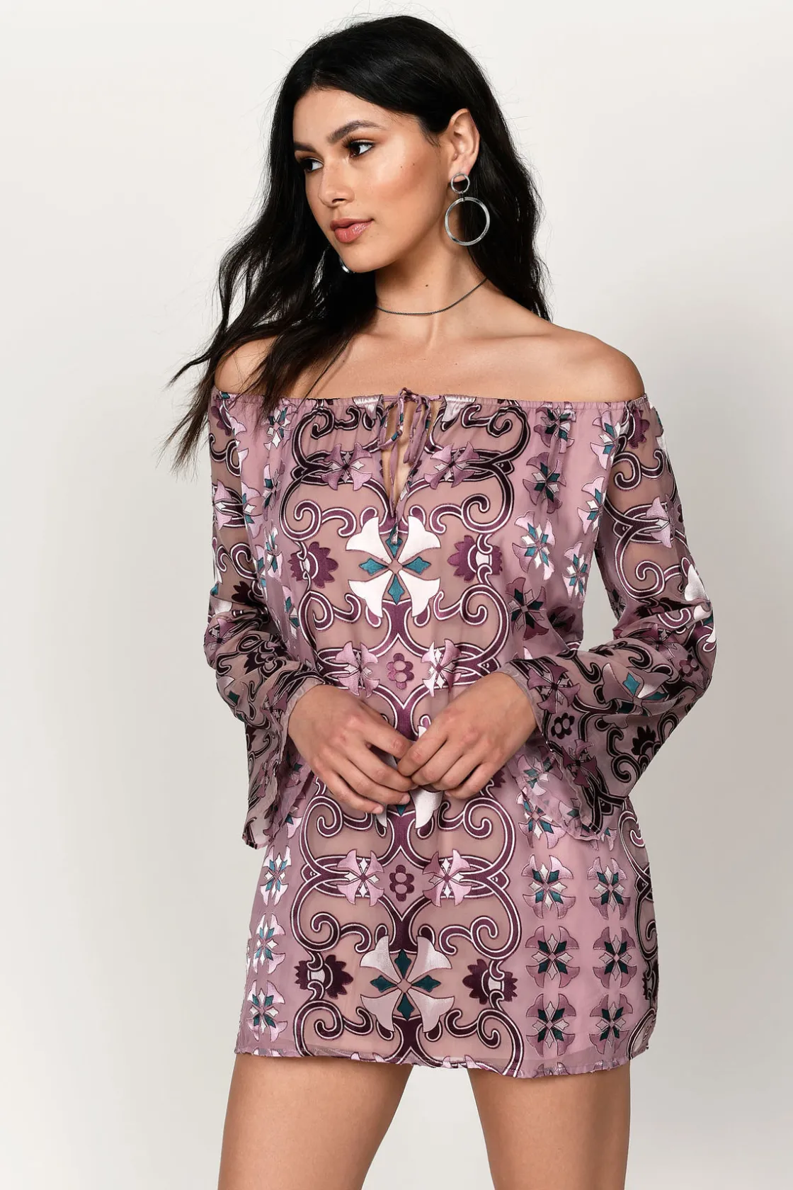 Tobi Emmie Off The Shoulder Shift Mini Dress -
