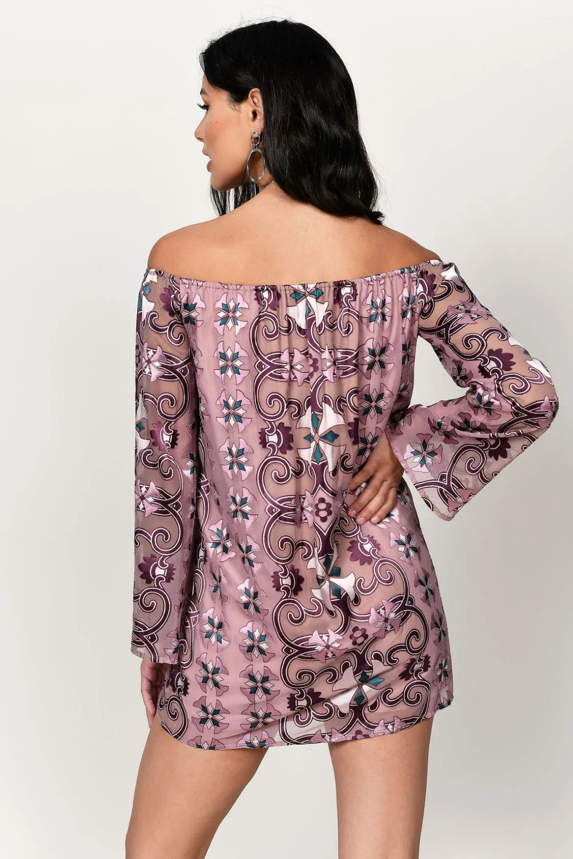 Tobi Emmie Off The Shoulder Shift Mini Dress -