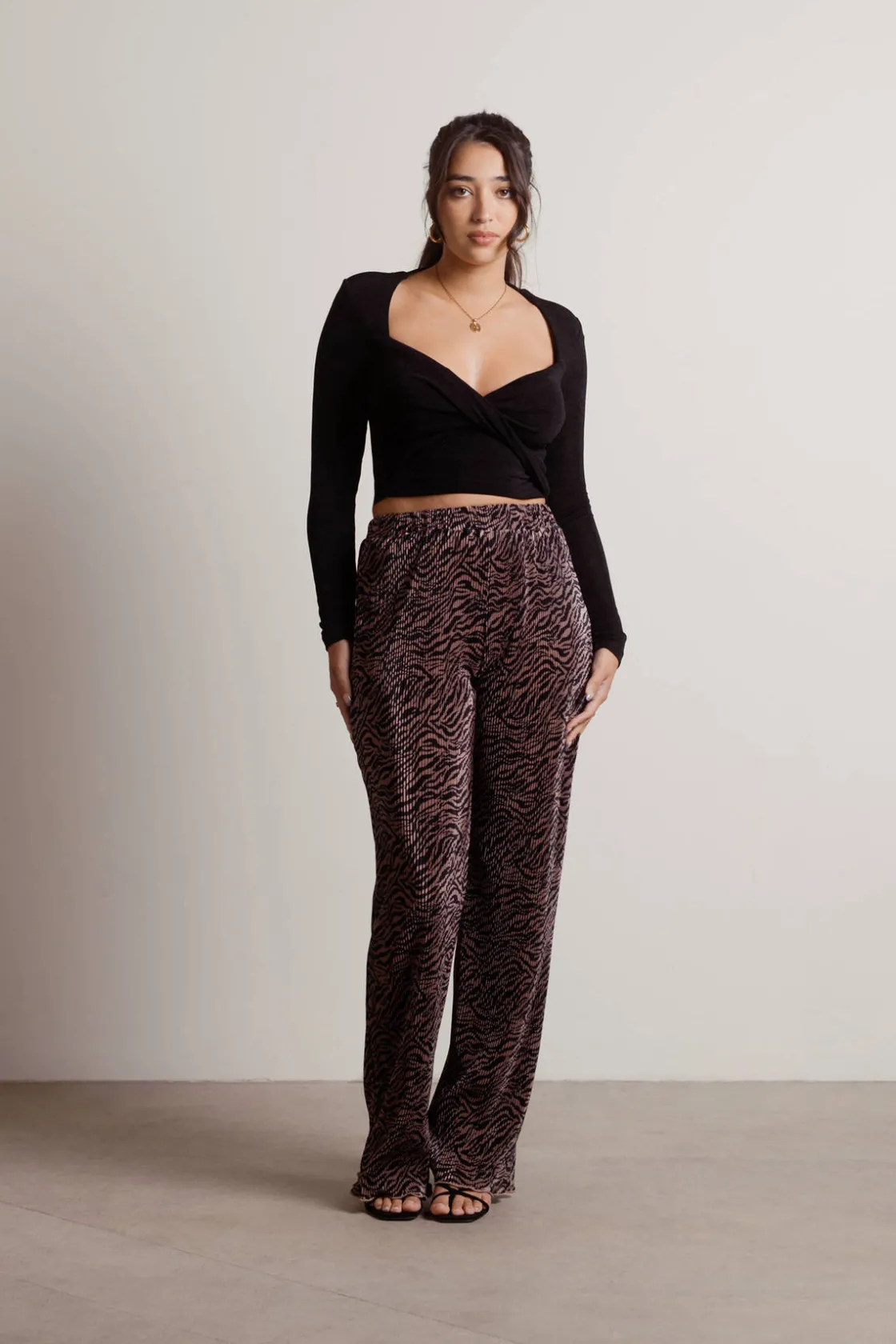 Tobi Fall For It All Slinky Twist Crop Top
