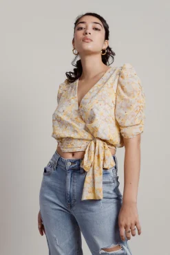 Tobi Find Floral Blouse -