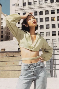 Tobi Fit The Bill Crop Top -