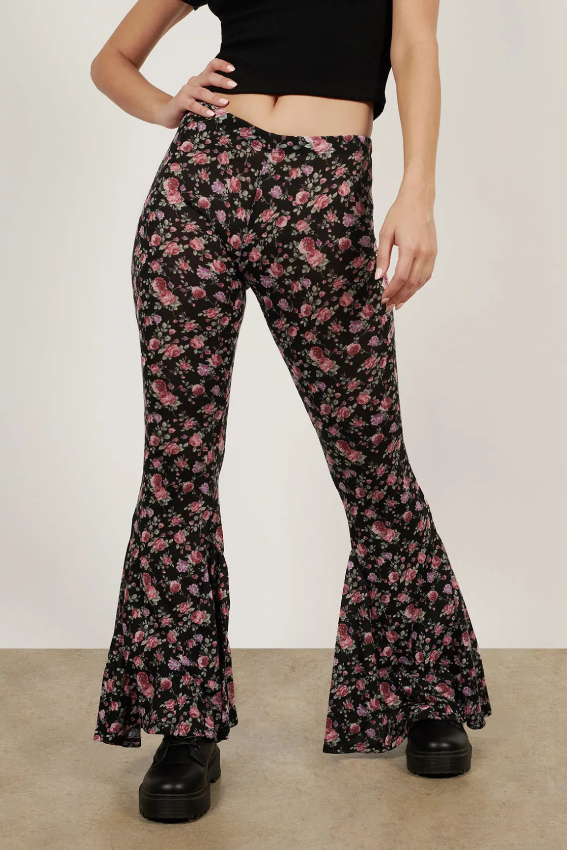 Tobi Floral A-Flare Flared Pants -