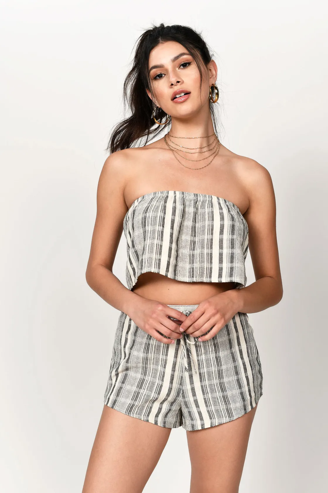 Tobi Fly Away High Waist Shorts - Black