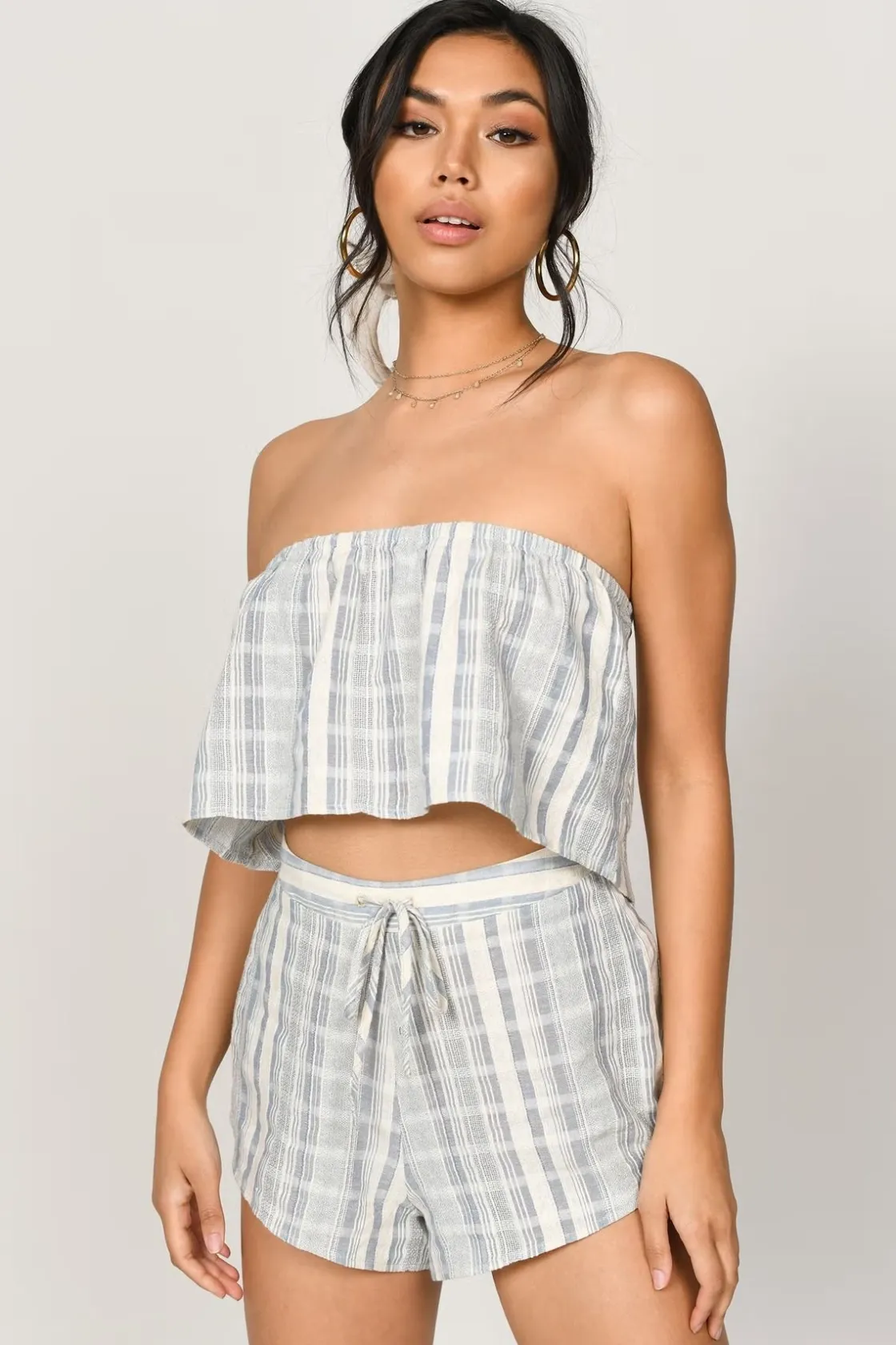 Tobi Fly Away High Waist Shorts - Black