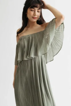 Tobi Free Spirited Pleated Off The Shoulder Maxi Dress - Blue
