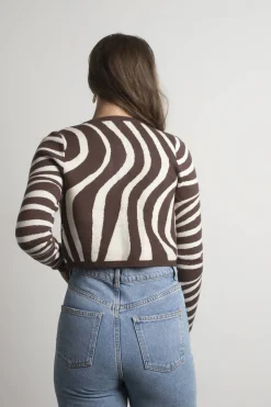 Tobi Granted Asylum Crop Cardigan -
