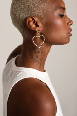 Tobi Heart Knocker Earrings -