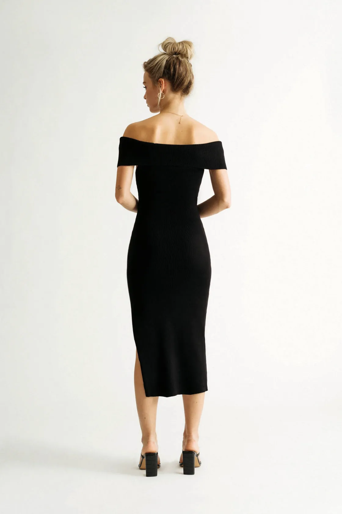 Tobi Hello Again Ribbed Off Shoulder Midi Dress