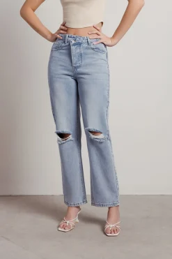 Tobi Holmby Hills Distressed Jeans - Distressed Light Wash