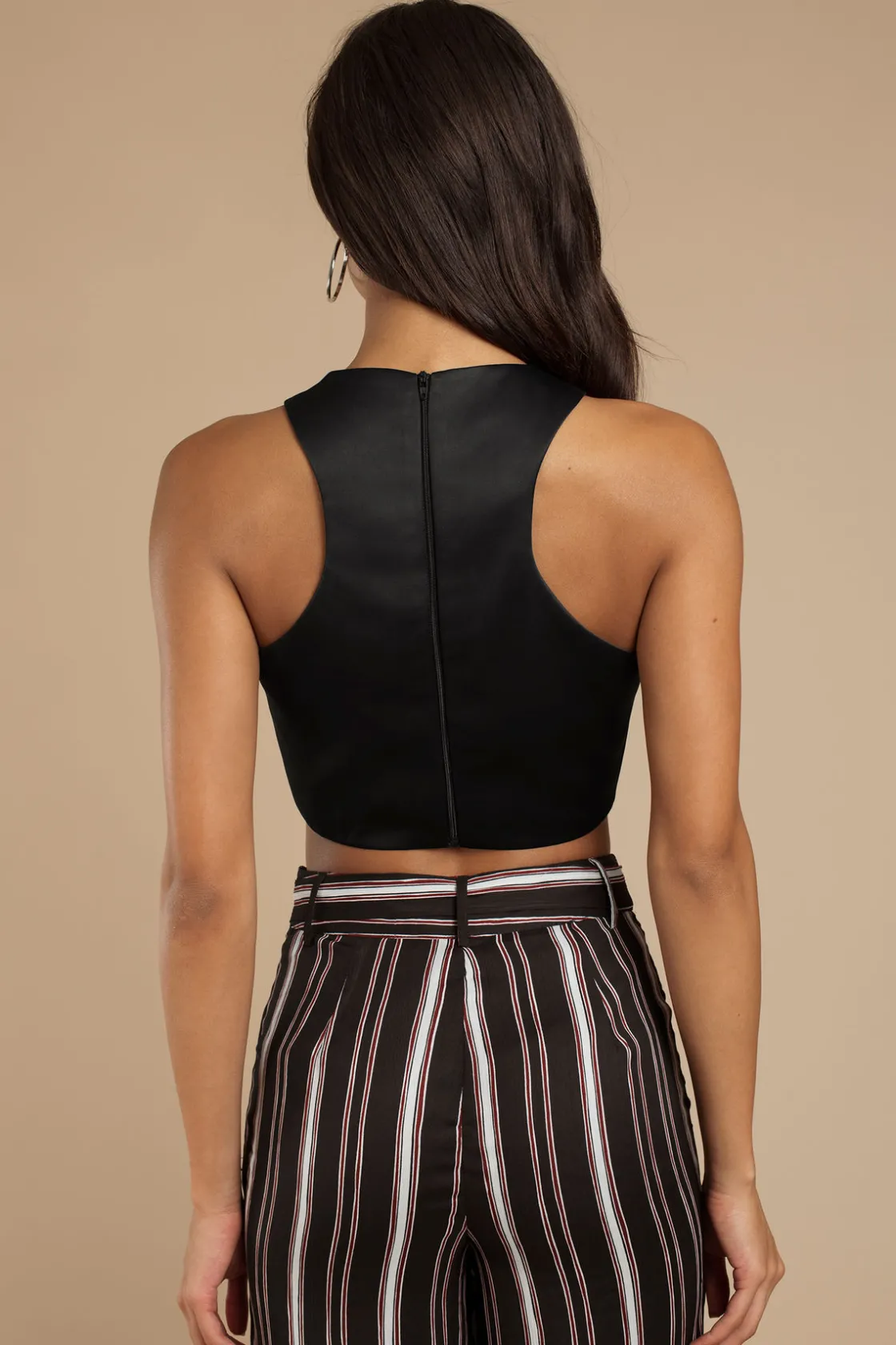 Tobi Horizon Racer Crop Top - Black