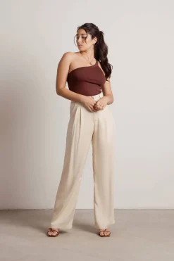 Tobi Iggy One Shoulder Top - Beige