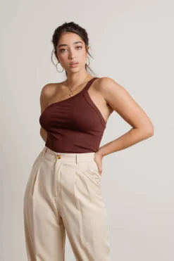 Tobi Iggy One Shoulder Top - Beige