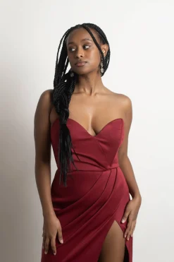 Tobi In A Dream Sweetheart High Slit Maxi Dress - Emerald