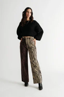Tobi Ingram Pullover Cropped Sweater -