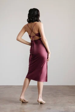 Tobi Ivanna Cutout Cross Back Midi Dress - Red