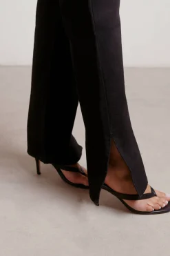 Tobi Lincoln Heights Straight Leg Jeans -