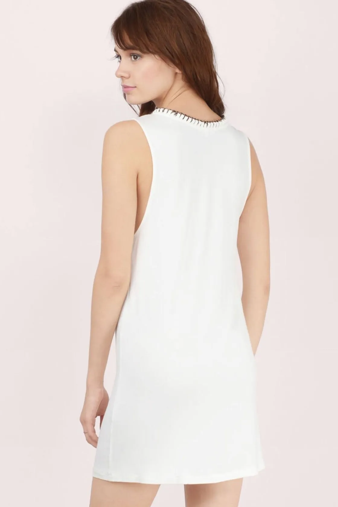 Tobi Link It Up Sleeveless Shift Mini Dress - Cream