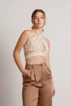 Tobi Look Around Crop Top -