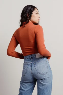 Tobi Mason Crop Top -