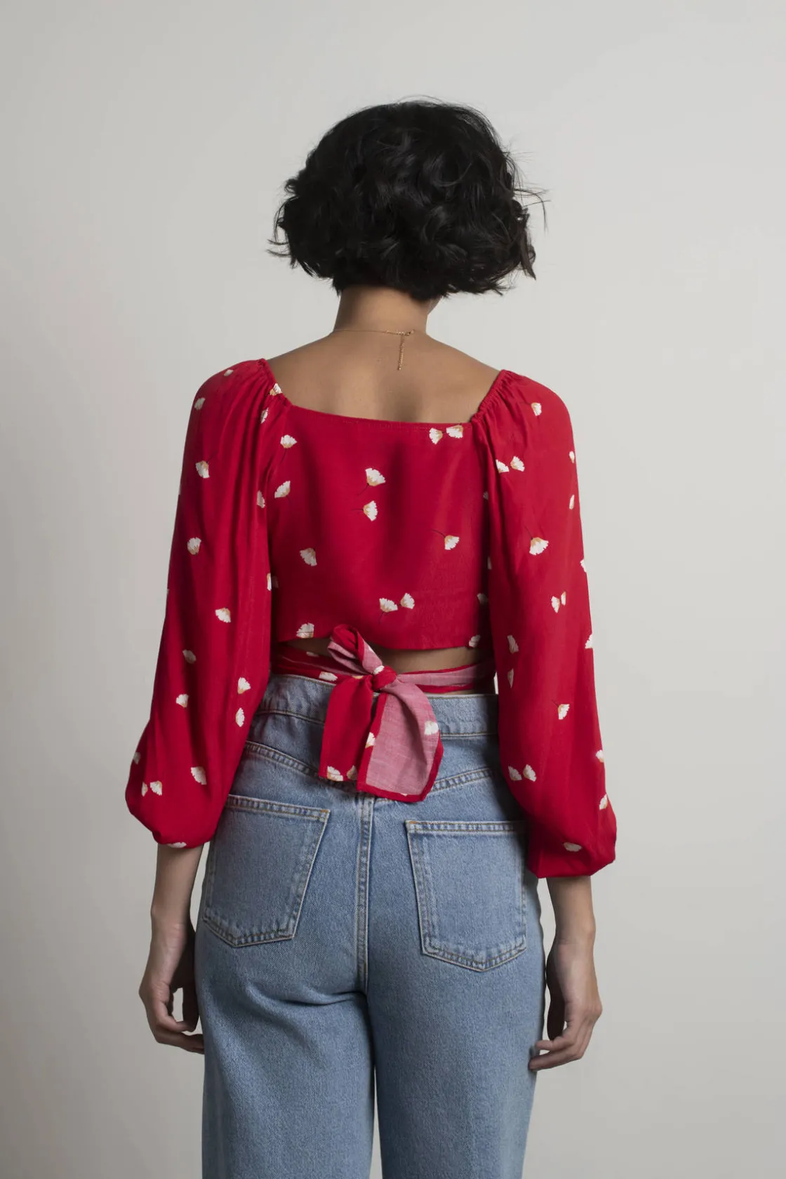 Tobi Move On Crop Top - Navy Satin Leopard