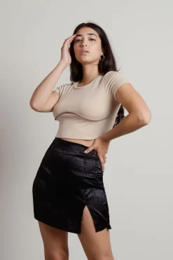 Tobi Nono Crop Top - Sand