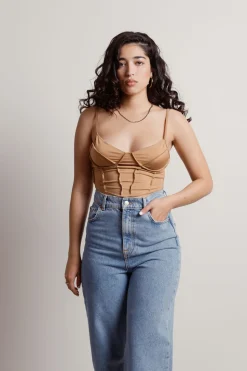 Tobi Oki Crop Top -