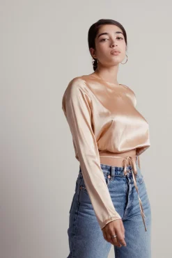 Tobi Sayra Crop Top -