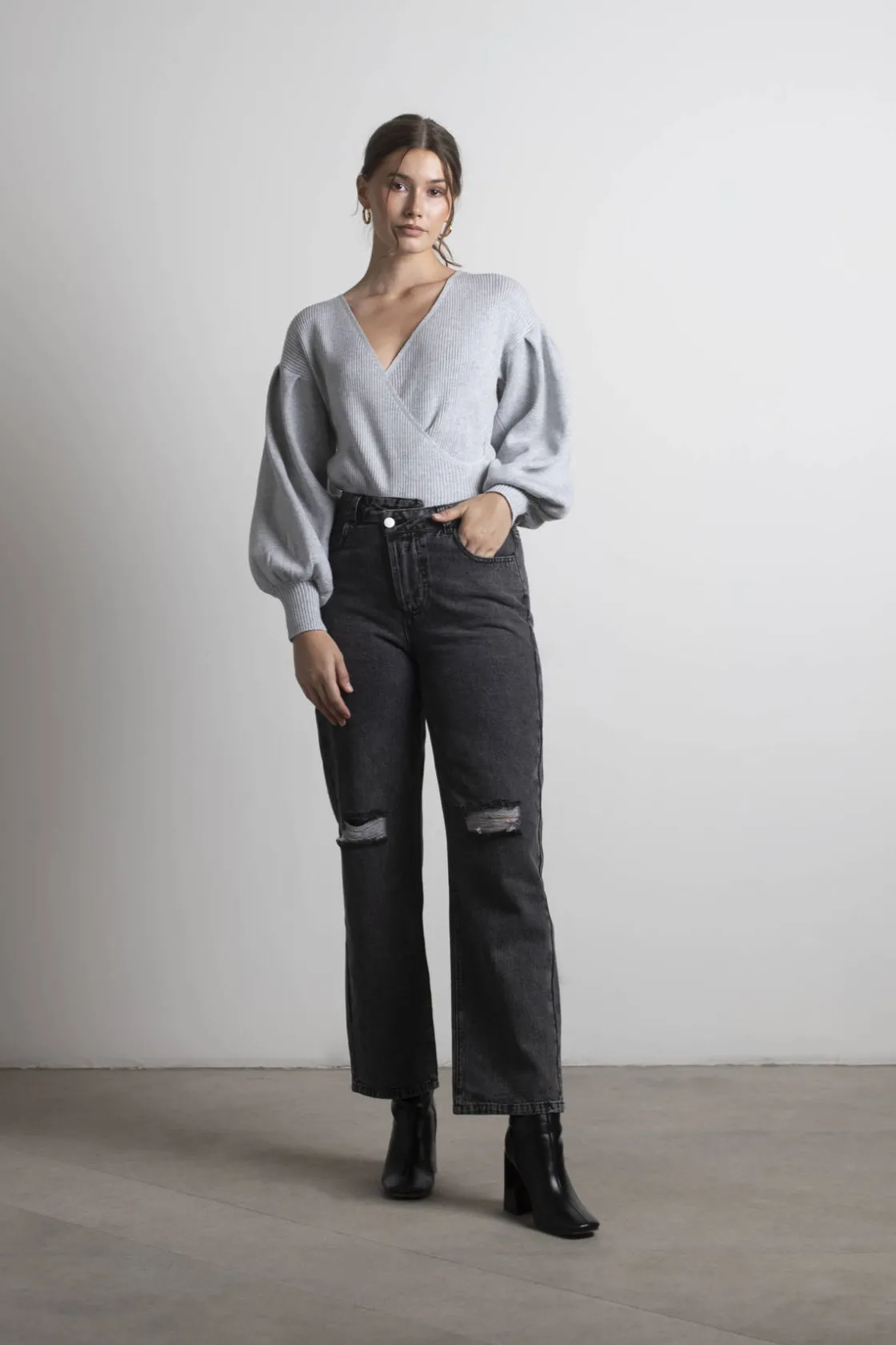 Tobi Shiloh Ribbed Sweater - Beige
