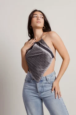 Tobi Shy Girl Crop Top -