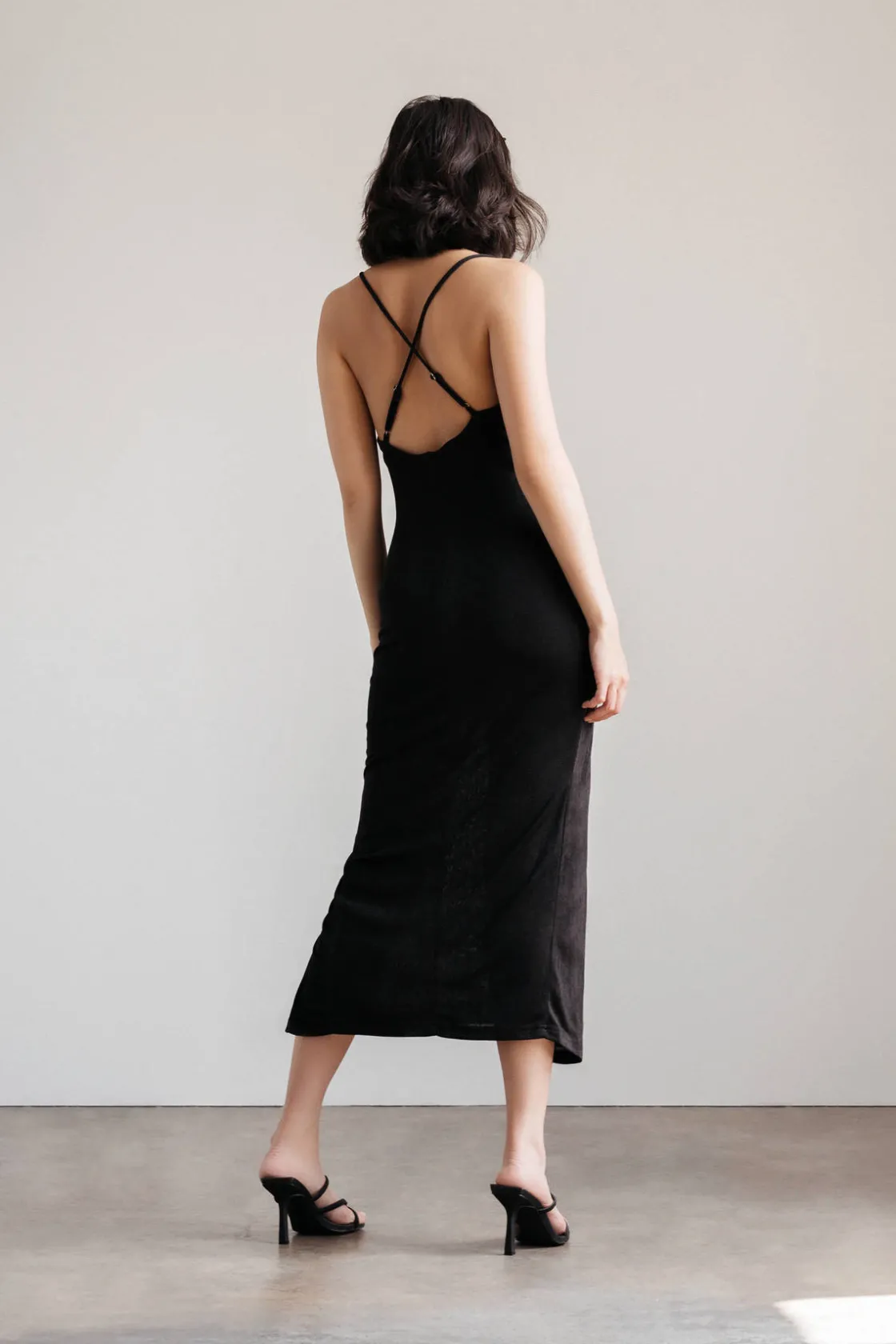 Tobi Slide Thru High Slit Cross Back Midi Dress - Red