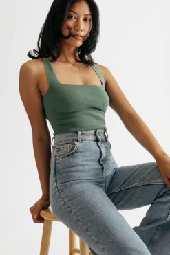 Tobi Stay Motivated Crop Top - Sage